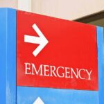 Emergency sign with an arrow pointing right